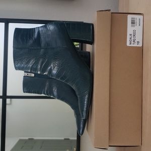 Steve Madden Nadalie Turq Croco Boots